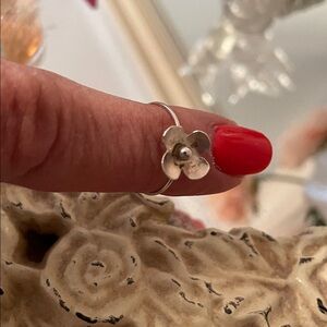 Simple Sterling Silver Handcrafted Beautiful Floral Beaded Ring in size 6 1/2